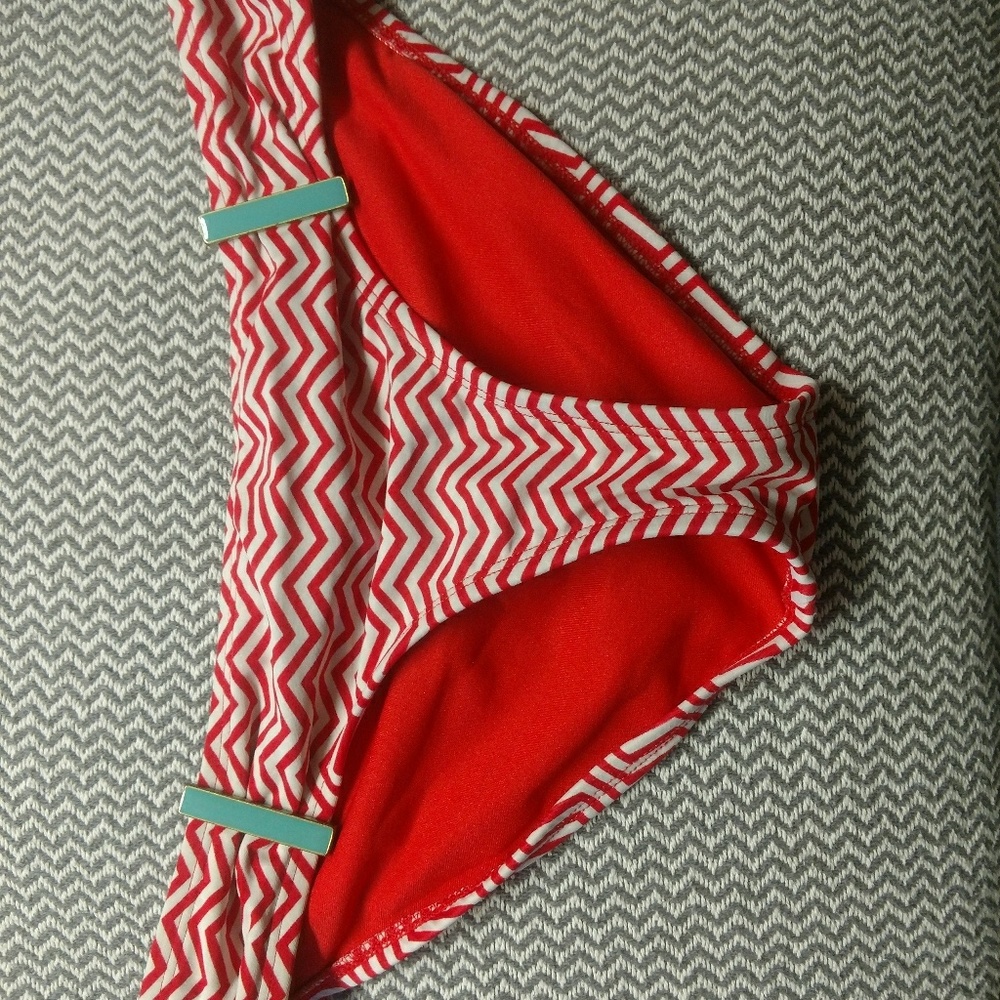 Mossimo supply size small chrevron bottoms